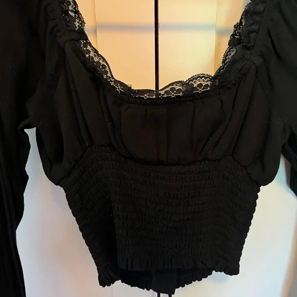 Forever 21 Black Crop Top - Picture 6 of 6